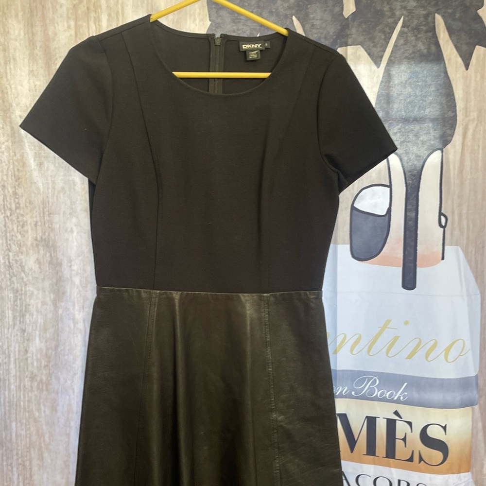 DKNY Black size 6 lamb skin leather and spandex used Women's Dress